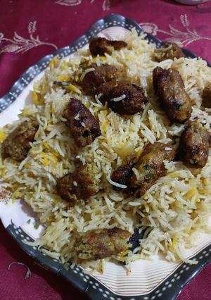 A picture of Seekh Kabab Pulao.