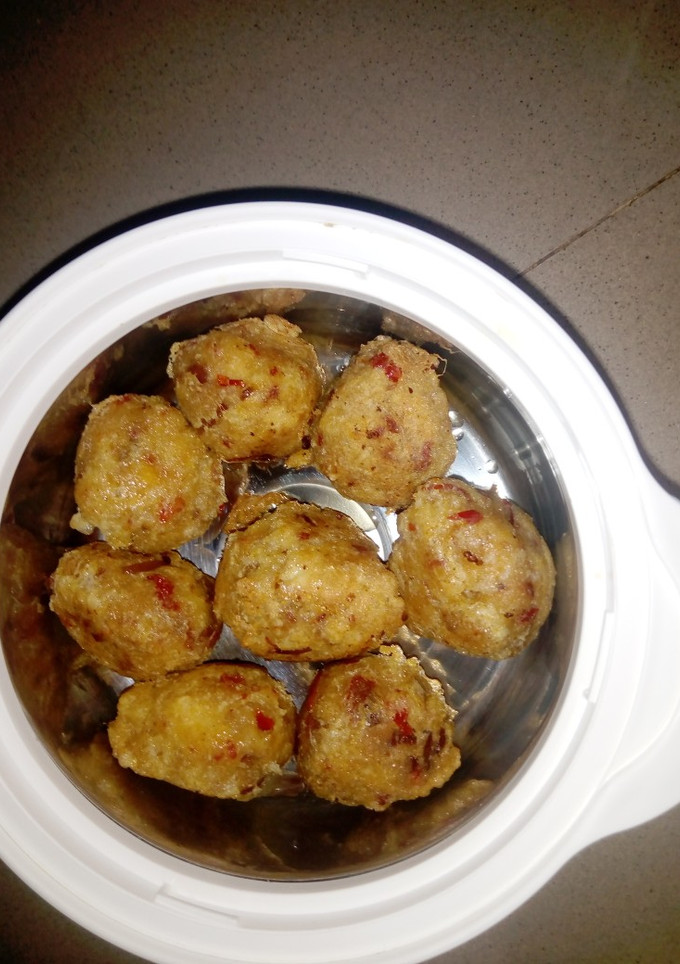 A picture of Yam balls.