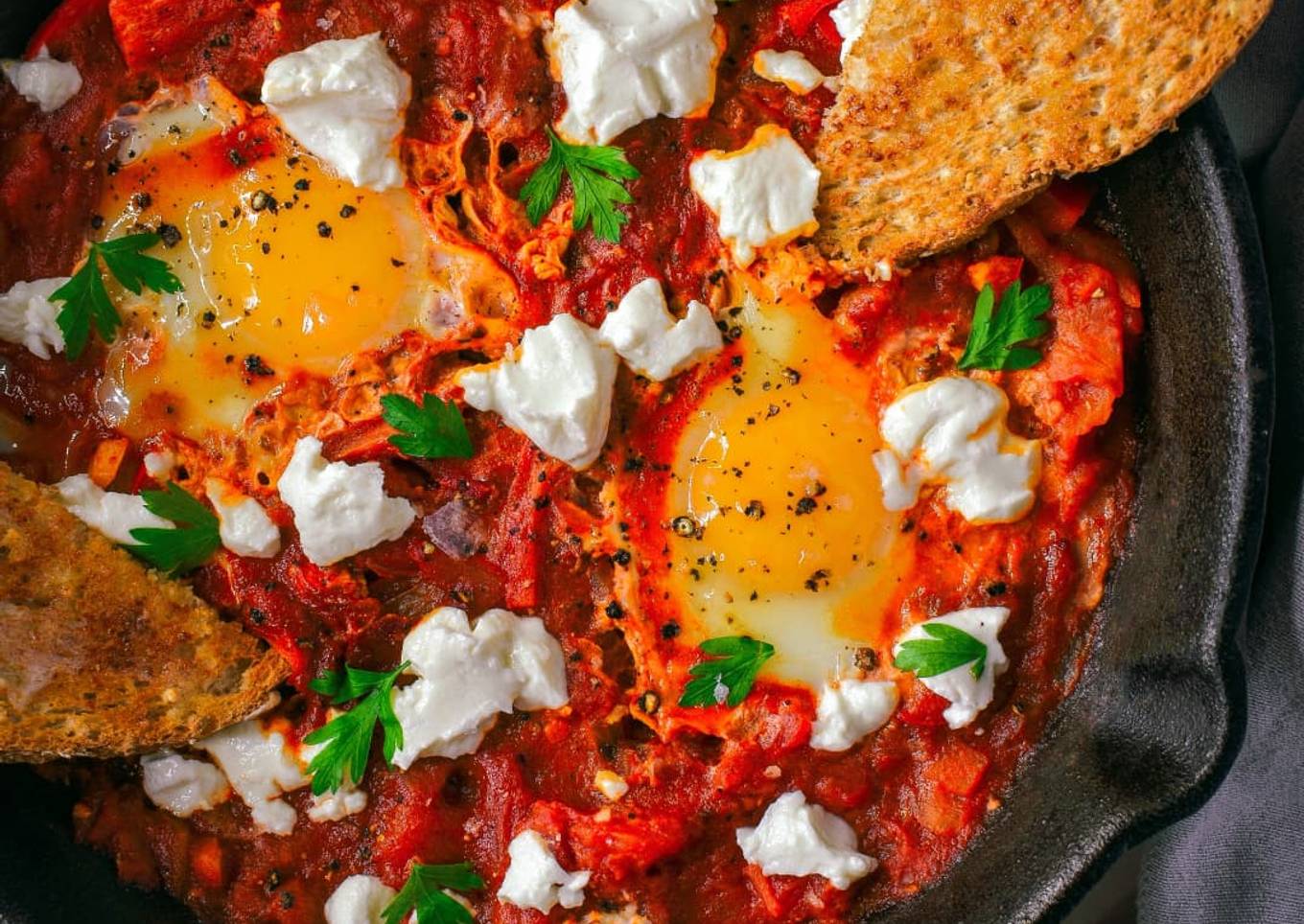 Shakshuka With Goats Cheese