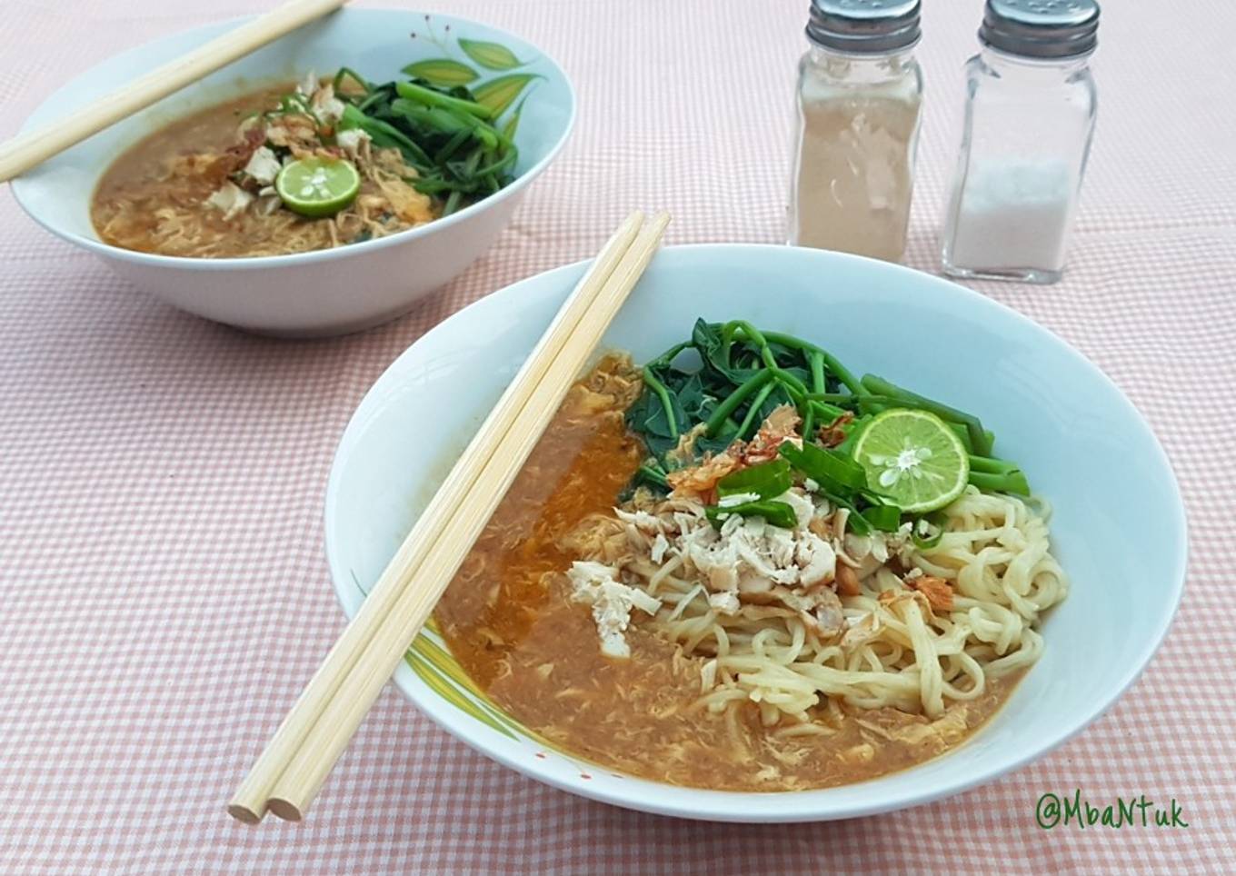 Lomie Bandung (Kangkung Ayam Ebi)