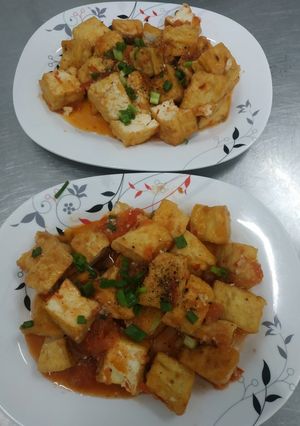 Hình của món Đậu khuôn sốt cà.