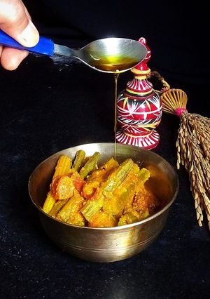 ডাঁটার ঝাল (Dantar jhal recipe in bengali) রেসিপির প্রধান ছবি