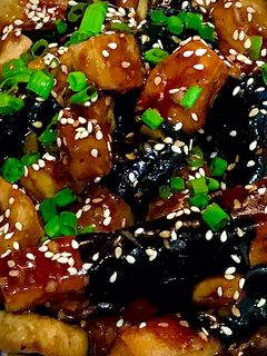 Hình của món Đậu hũ cuộn rong biển.