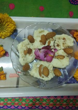 A picture of Paneer barfi.