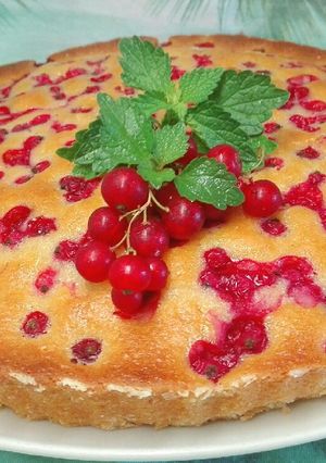 Ribizlis, fehércsokis piskóta ☀ recept fotója