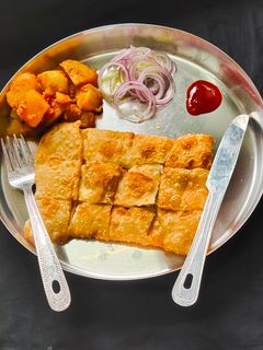 মোগলাই পরোটা (Mughlai parota recipe in Bengali) রেসিপির প্রধান ছবি