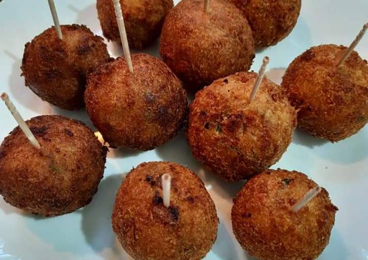 Easy Way to Cook Perfect Potato lolipops