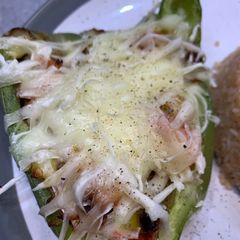 A picture of Stuffed pepper (vegan).
