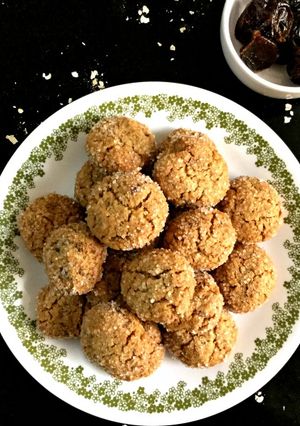 A picture of Healthy Oatmeal Date Cookies.