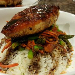 A picture of Balsamic Chicken on Rice.
