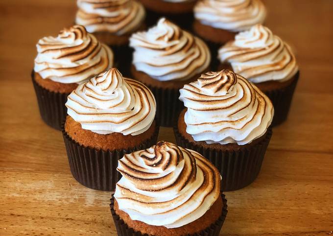 Lemon Meringue Cupcakes