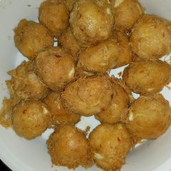 A picture of Yam balls.