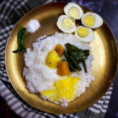 A picture of Fena Bhaat.