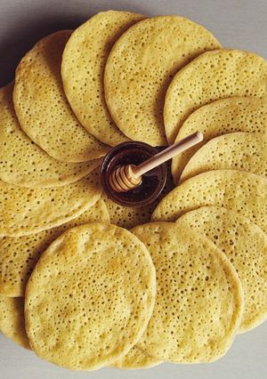 Une photo de Crêpe mille trous (baghrir)