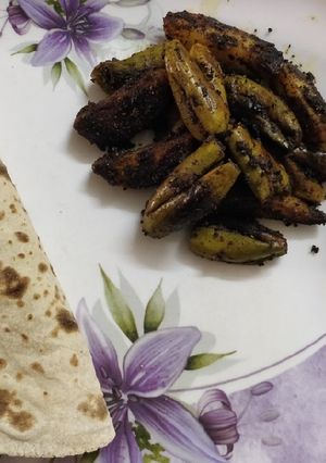 A picture of Bharwa Parwal with Potatoes.