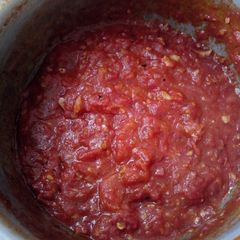 A picture of Red Spicy Pizza Sauce.