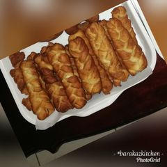 A picture of Braided donuts.