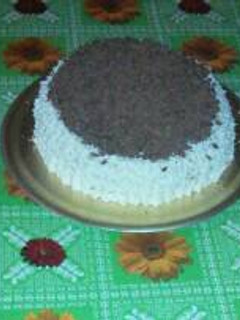 Una foto de Torta de cumpleaños o postre