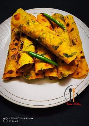 মেথি থেপলা (Methi Thepla recipe in Bengali) রেসিপির প্রধান ছবি