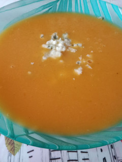 Una foto de Crema de calabaza y pera