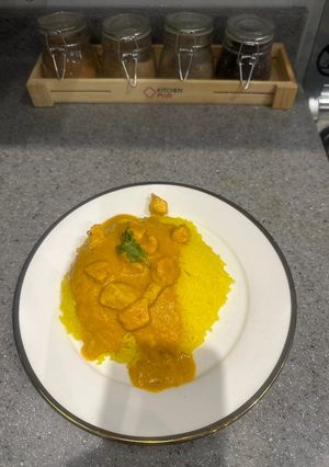 صورة لوصفة دجاج بالزبده مع رز الزعفران