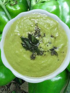 குடை மிளகாய் சட்னி (Kudaimilakai chutney recipe in tamil) செய்முறை முக்கிய புகைப்படம்