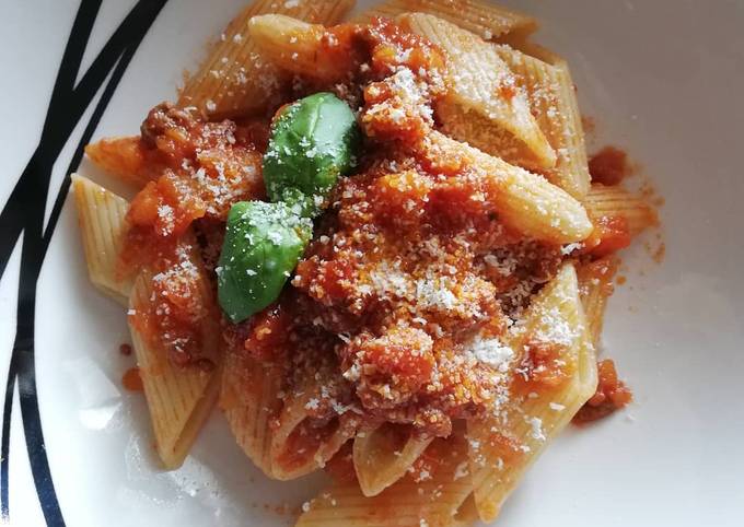 Penne rigate al ragù a modo mio 🍅🥩😋