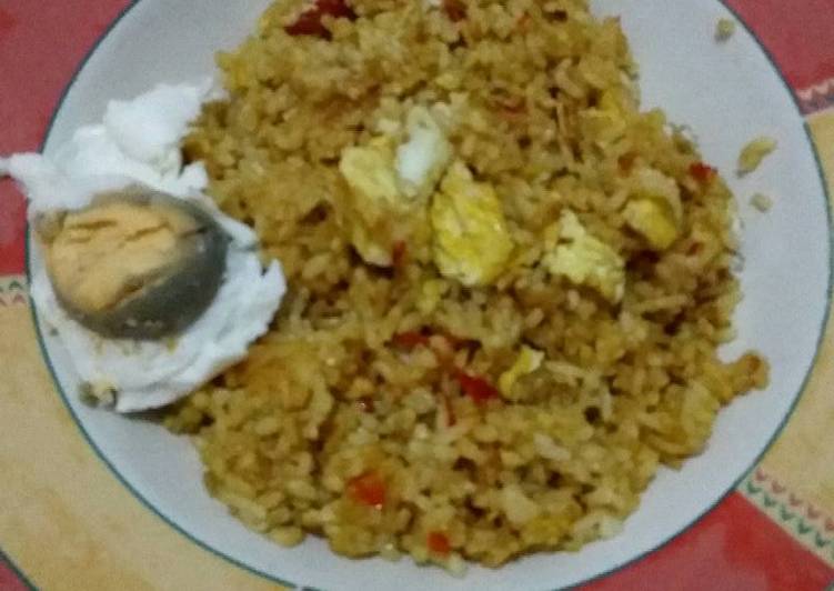 Nasi goreng telor orak arik