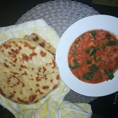 Nan bread and chicken curry #localfoodcontest_Nairobi_West A picture of Nan bread and chicken curry #localfoodcontest_Nairobi_West.
