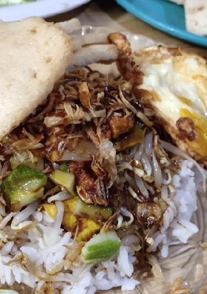 Foto resep Nasi Lengko Indramayu