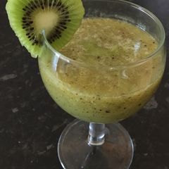 A picture of Kiwi punch.