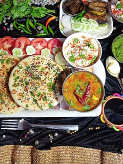 कुलचा पराठा (kulcha paratha recipe in Hindi) रेसिपी मुख्य फोटो