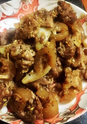 Hình của món Bò tơ xào xả ớt.