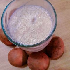 A picture of Delicious sapodilla (chiku) shake.