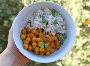 Foto principal de Cómo hacer que los garbanzos de bote sepan mejor [Receta Express]