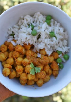 Una foto de Cómo hacer que los garbanzos de bote sepan mejor [Receta Express]