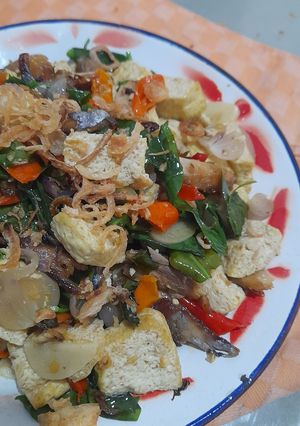 Foto resep Tumis Tahu Kuning Ikan Pindang