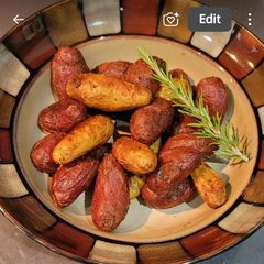 A picture of Air Fryer Crispy Potatoes.