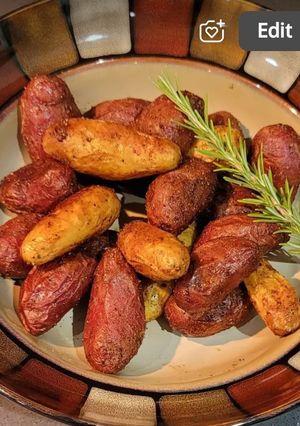 A picture of Air Fryer Crispy Potatoes.