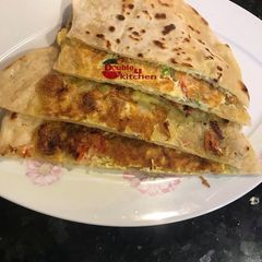 A picture of Egg paratha.