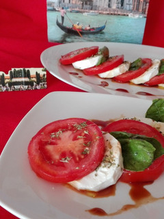 Una foto de Ensalada caprese