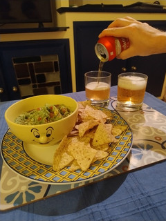 Una foto de Guacamole rápido