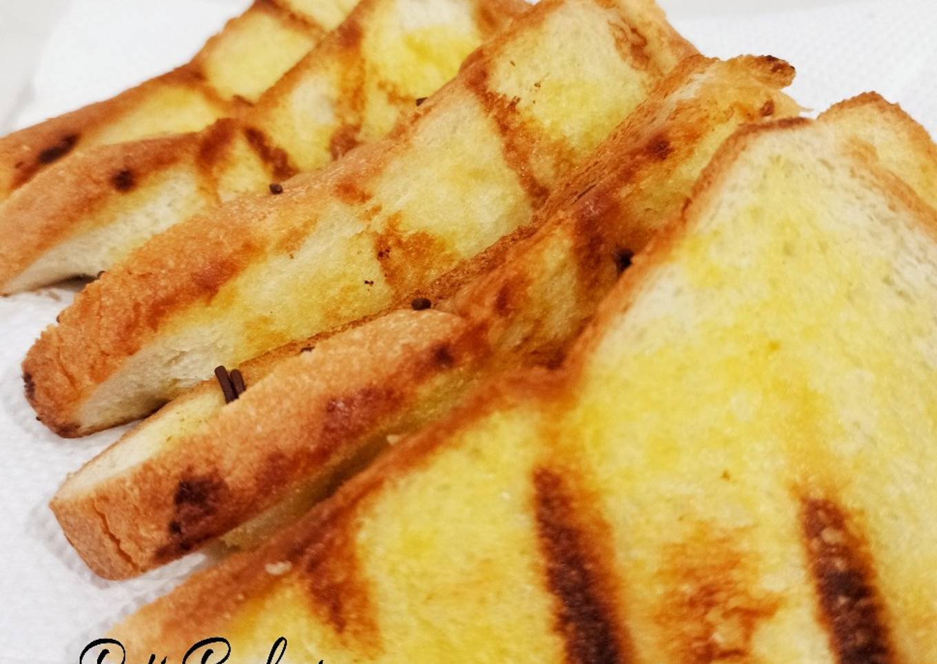 Roti Bakar Simpel Isi Coklat