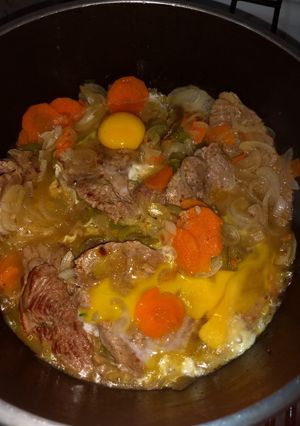 Una foto de Bife a la criolla