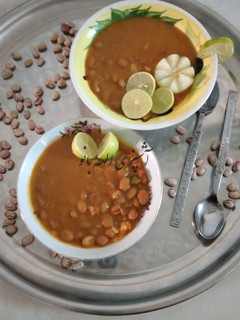 عکسی از دستور خوراک لوبیا گرم