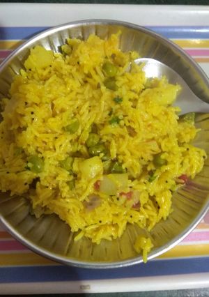 A picture of Mix Veg Rice.