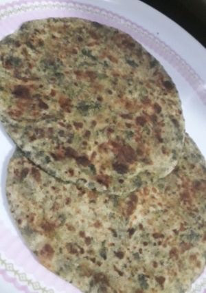 मेथी का पराठा (Methi ka paratha recipe in hindi) रेसिपी मुख्य फोटो