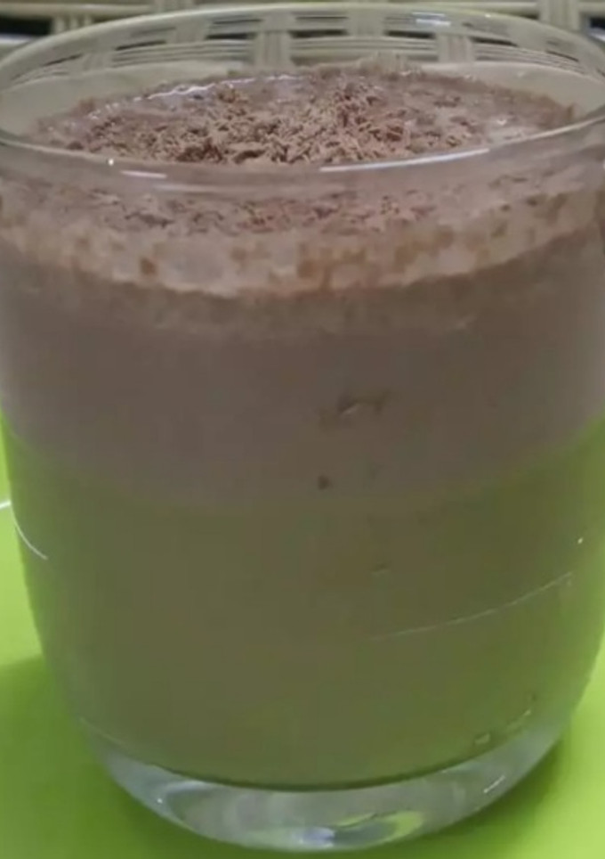 சாக்லேட் மில்க்ஷேக்(CHOCOLATE MILKSHAKE RECIPE IN TAMIL) செய்முறை முக்கிய புகைப்படம்