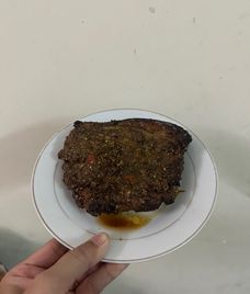 thịt lợn mắc khén