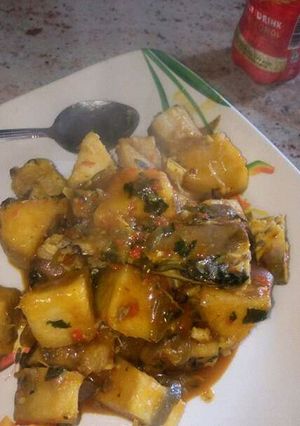 A picture of Porriage yam with Titus fish.